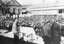 开滦煤矿工人反把头斗争大会。1950年11月15日，煤矿工会举行首届全国会员代表大会，中国煤矿工会成立。