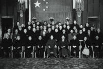 1949年10月中央人民政府委员会部分委员合影