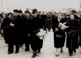 1955年12月8日周恩来同格罗提渥在北京西郊机场