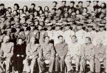 1955年9月28日全国青年社会主义建设积极分子大会闭幕