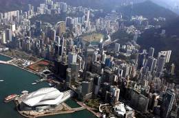 2004年从空中俯瞰香港，东方明珠更加璀璨